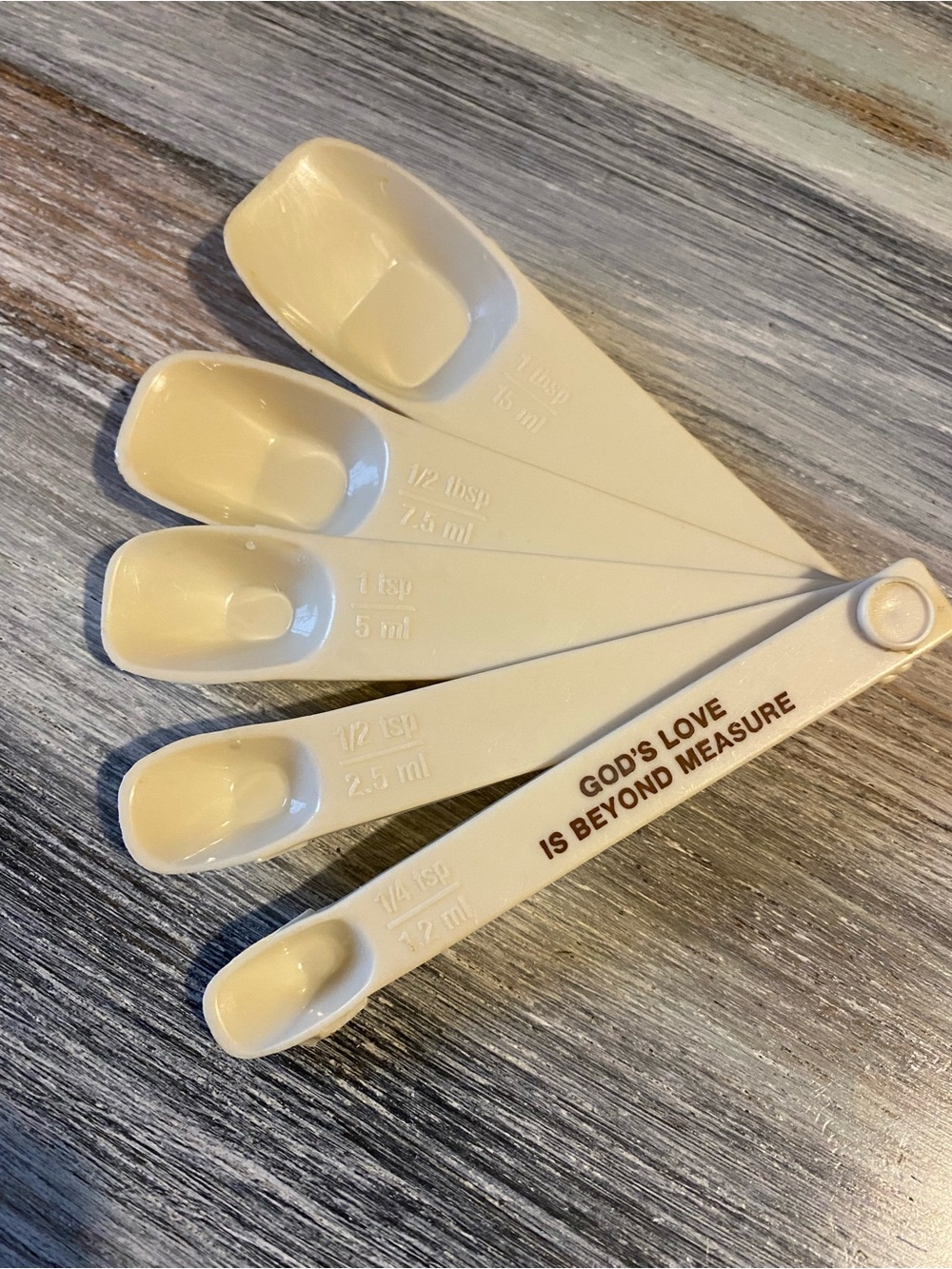 Measuring Spoon Set Vintage God’s Love Is Beyond Measure Kitchen Cooking Utensil